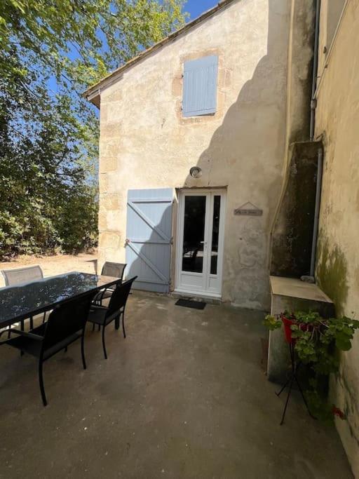 "La Pradeto" Gite Rural Camargue Arles Eksteriør billede